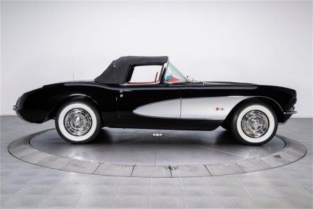 19641361-1957-chevrolet-corvette-std